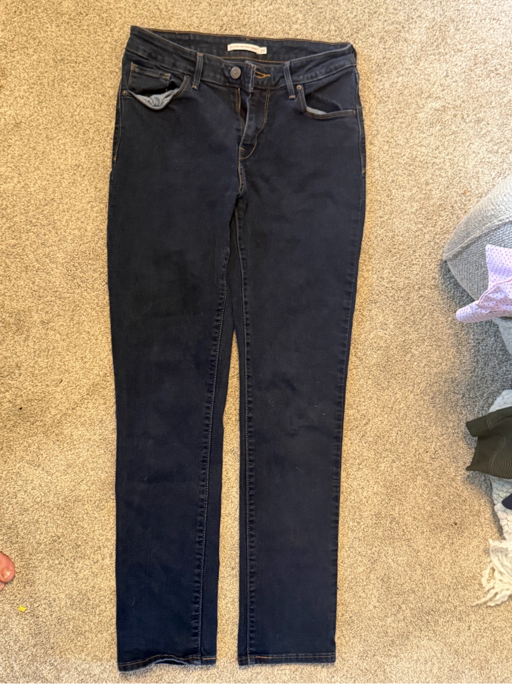 Levi's Women's Straight Leg Jeans in Dark Navy